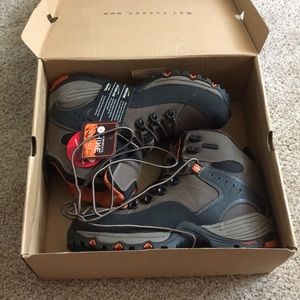 Bass Men’s Hiking Boots